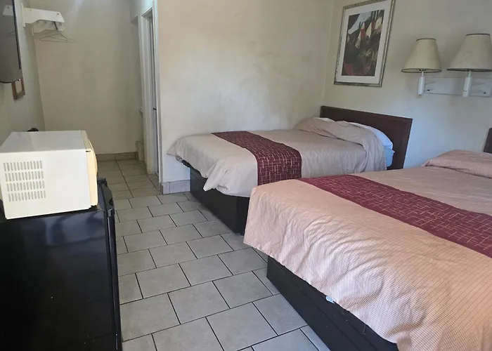 Carpet Inn