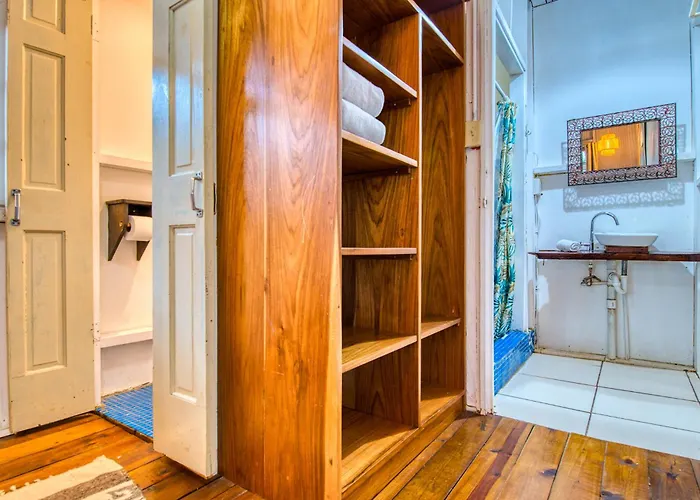 Saigon Bay Bed & Breakfast