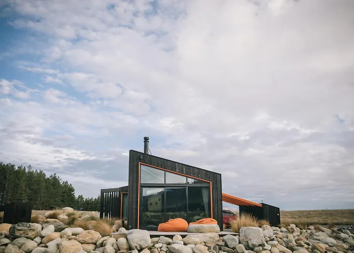 Skylark Cabin