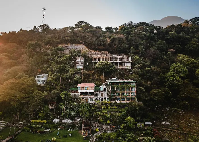 Eco Hotel Uxlabil Atitlan