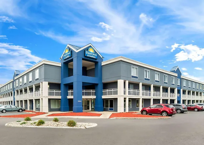 Days Inn & Suites By Wyndham