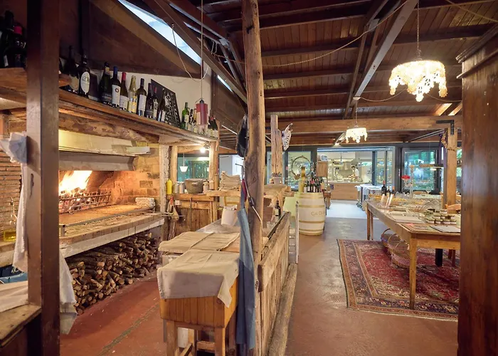 Ai Cadelach Hotel Giulia Revine Lago