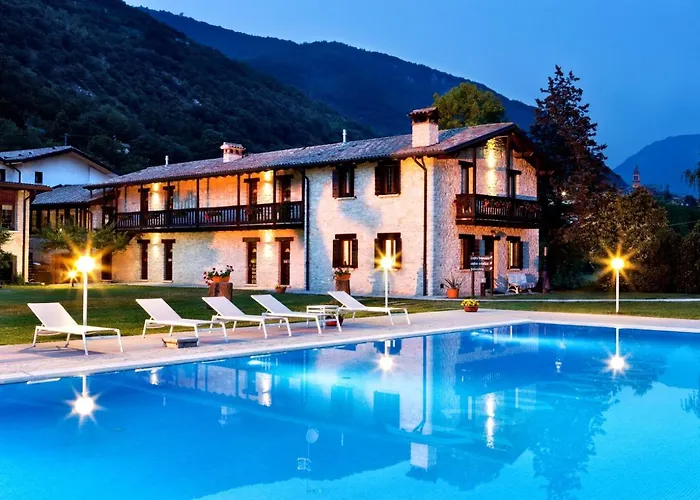 Ai Cadelach Hotel Giulia