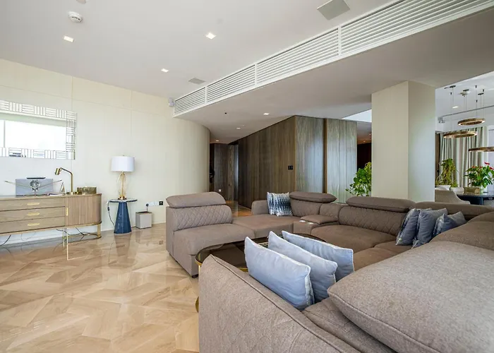 Five Palm Luxury Penthouse Full Marina View & Private Pool