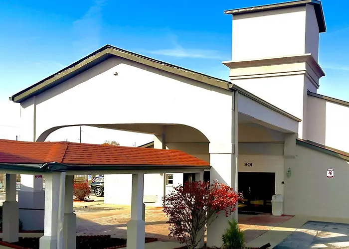 Ramada By Wyndham Columbia