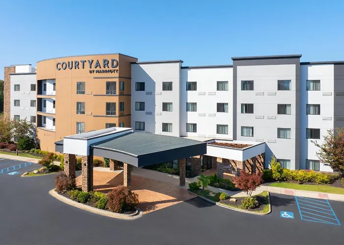 Courtyard By Marriott