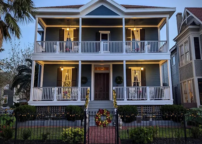 1890 Freeman House