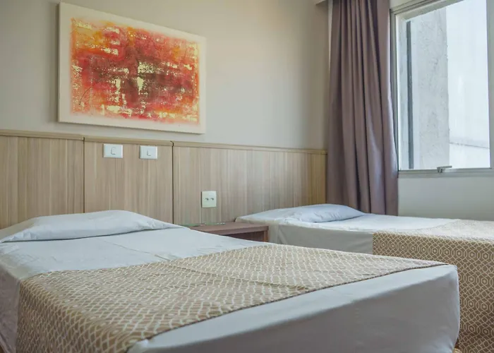 Nacional Inn Porto Alegre - próximo ao Complexo Santa Casa e UFRGS