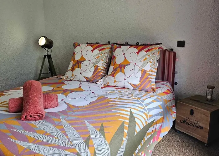 Cinéma, Chambre Privée Au Le Refuge Du Phoenix