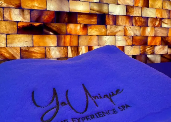 Hotel Butterfly & Younique Spa