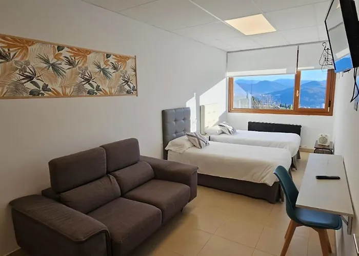 Hotel Artxanda Bilbao, Parking Gratuito En El Exterior Junto Al Hotel, (Adults Only)