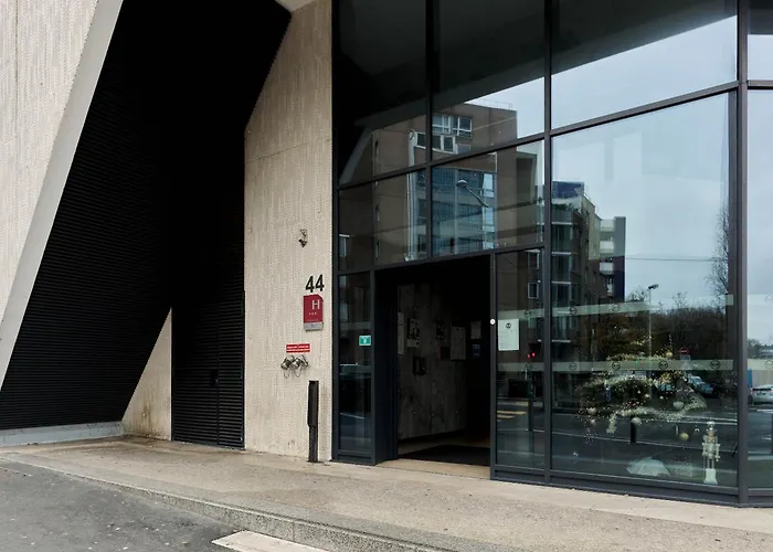 B&B Hotel Paris Porte De Bagnolet