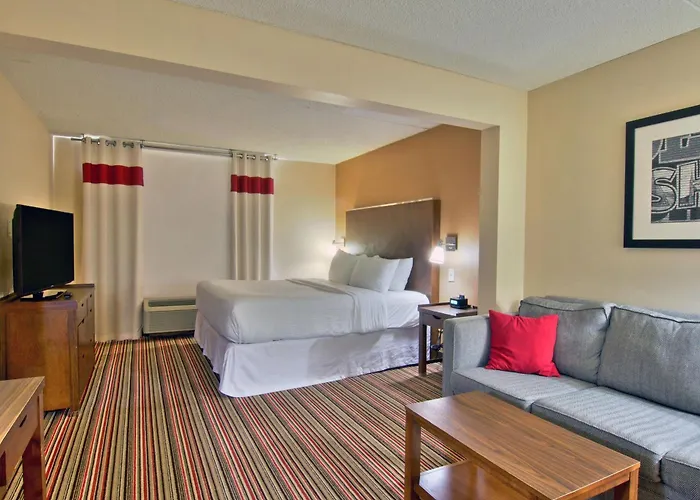 Four Points By Sheraton Nashville Airport