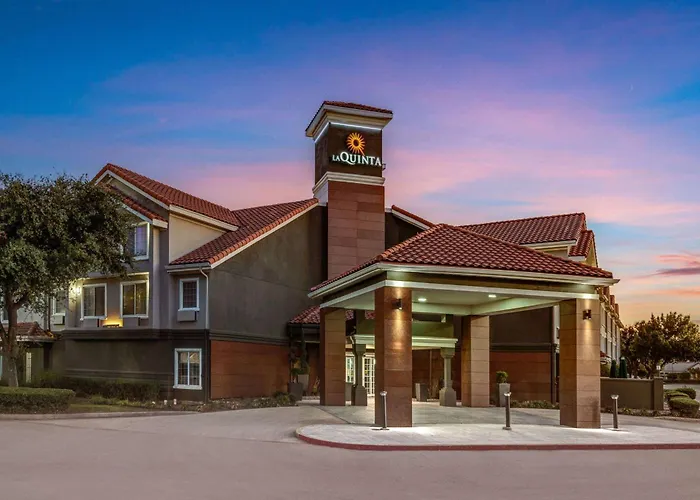 La Quinta By Wyndham Dallas Dfw Airport North Irving