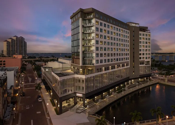 Luminary Hotel & Co., Autograph Collection
