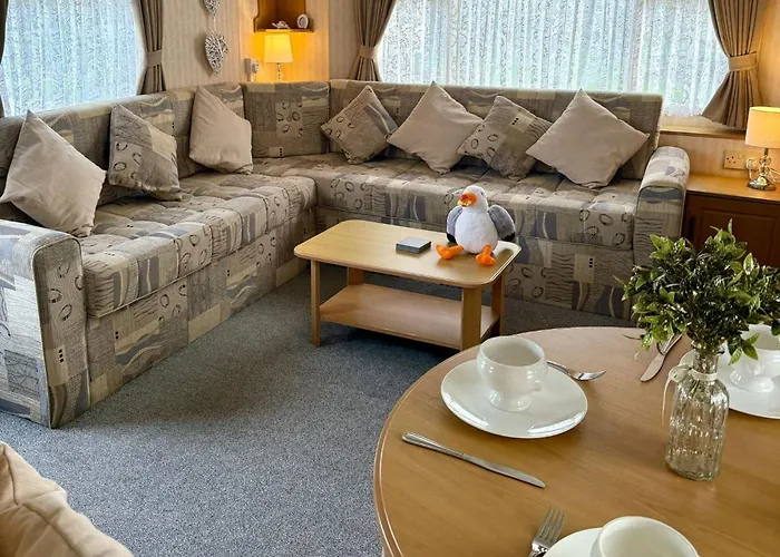 Haven Golden Sands Immaculate 3 Bedroom Pet And Autism Friendly 6 Berth Caravan With Large Gated Veranda