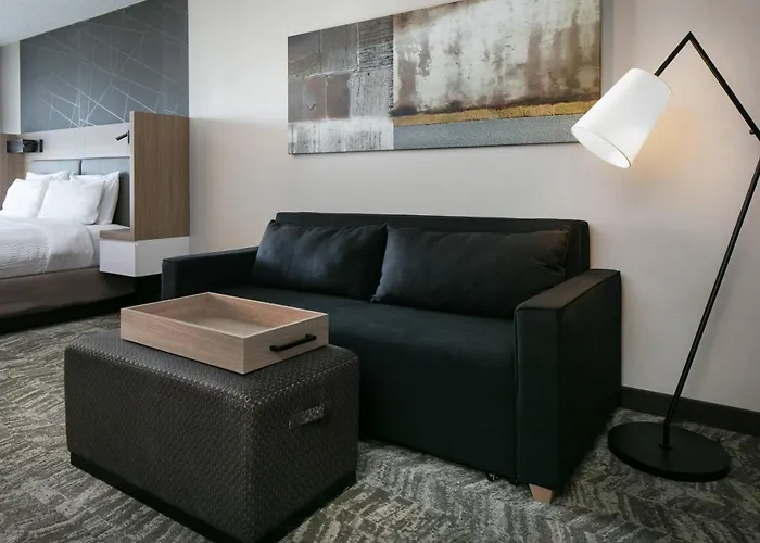 Springhill Suites By Marriott Tulsa