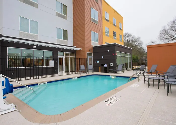 Fairfield Inn & Suites By Marriott South