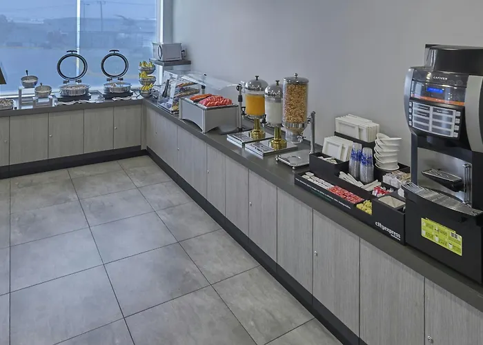City Express Junior By Marriott Toluca Zona Industrial