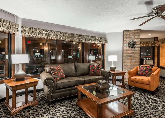Baymont By Wyndham Cambridge