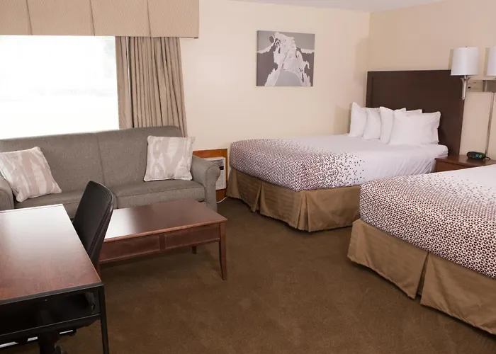 Knotty Pine Motel