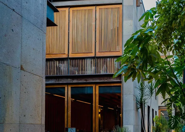 El Recinto Luxury Hotel