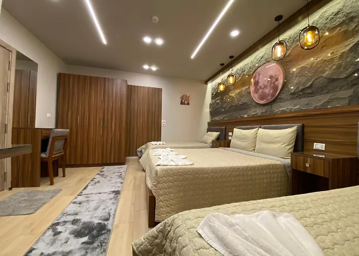 Holy Sheet Plus - Boutique Hotel