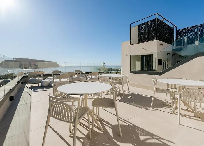 Hotel Reveron Plaza