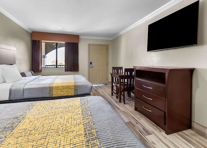 Americas Best Value Inn Heights At I-45