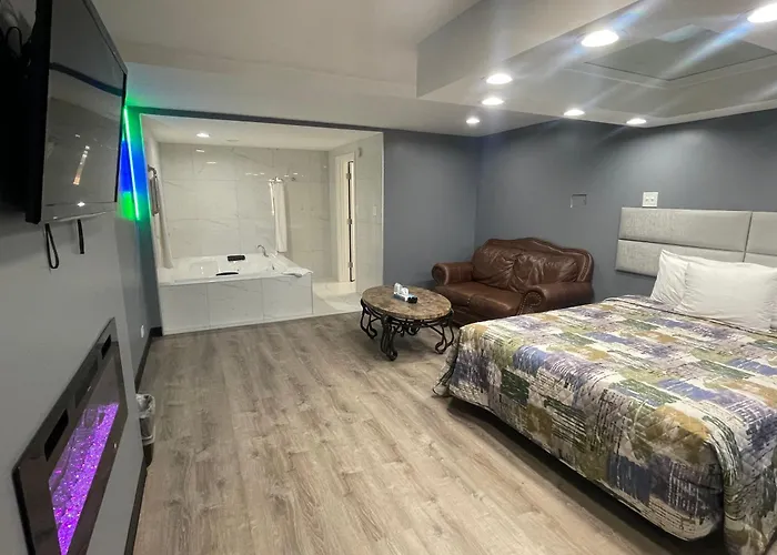 Midway Inn & Suites