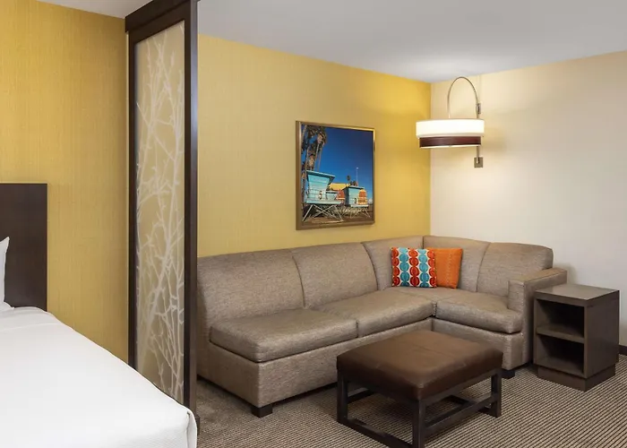 Hyatt Place Santa Cruz