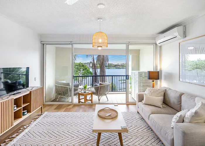 Goldsborough Place Apartments