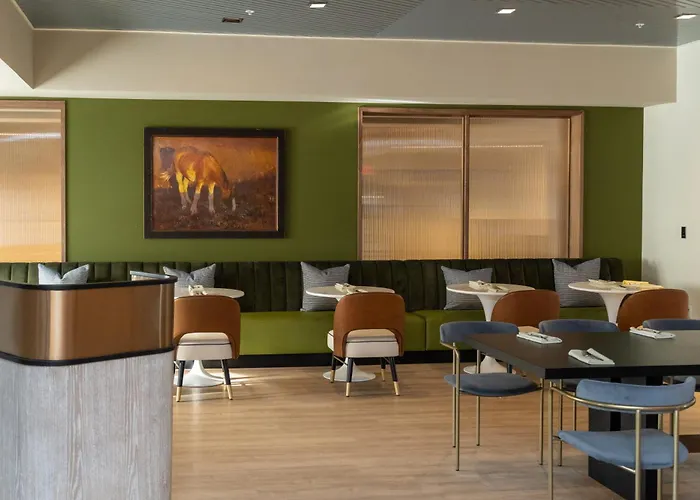 Hotel Brookmere & Arbor Spa