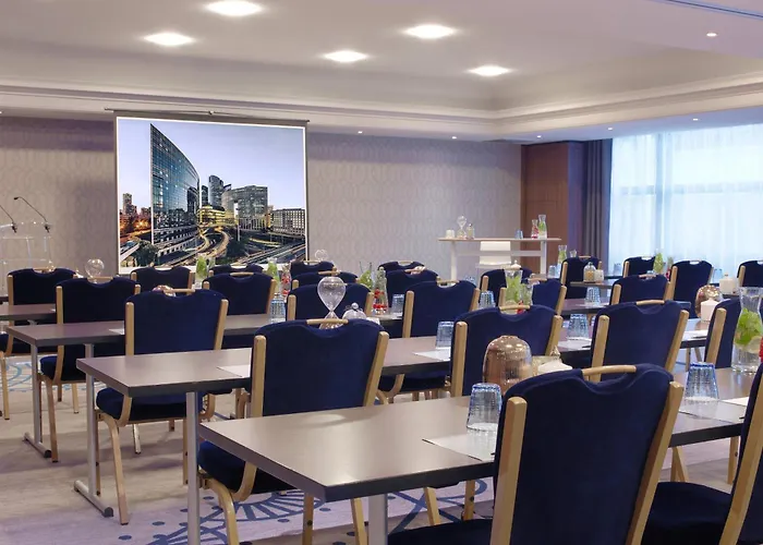 Renaissance Paris La Defense Hotel