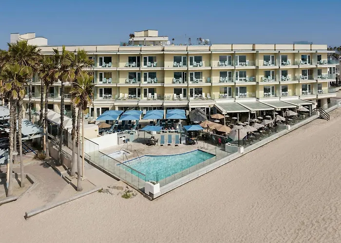 Pier South Resort, Autograph Collection