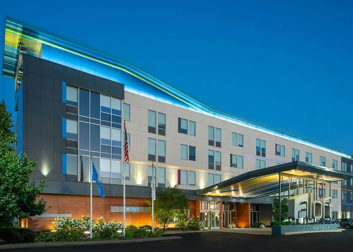 Aloft Green Bay