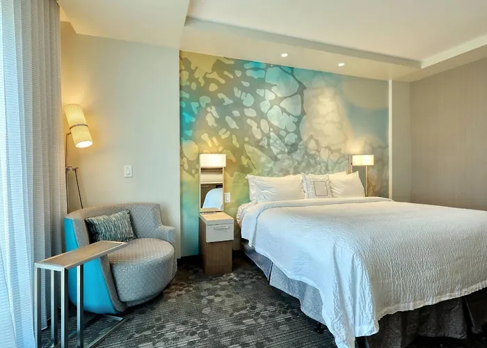 Courtyard By Marriott North Brunswick