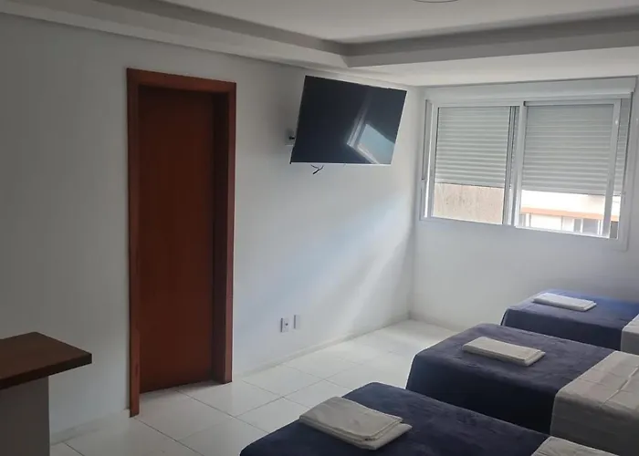 HOTEL DO CENTRO 100m SANTA CASA, ASSEMBLEIA E UFRGS, PROXIMO AO ARAUJO VIANA, PET'S FRIENDLY!!!