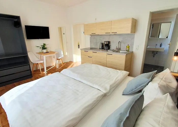 Good Stay Aparthotel Mit Kostenlosen Parkplaetzen