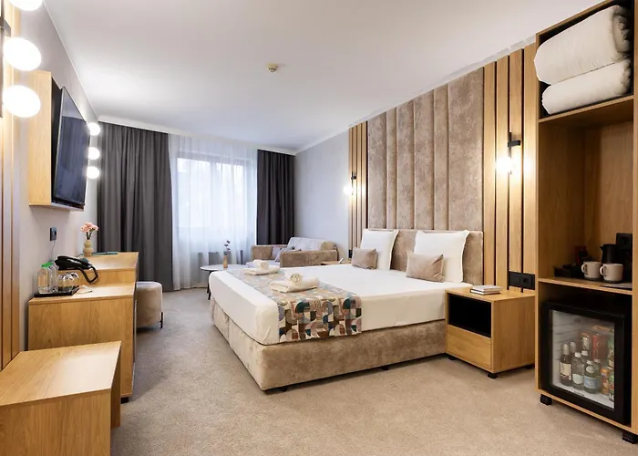 Amar Design Hotel By Hmg