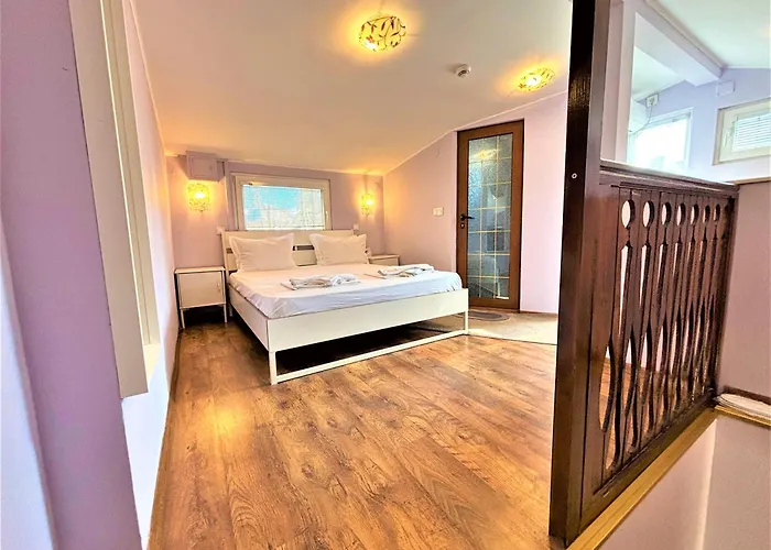 L'Opera Guest House