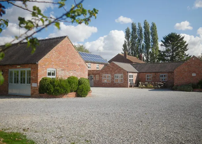 Wold Escapes, Highfield Farm