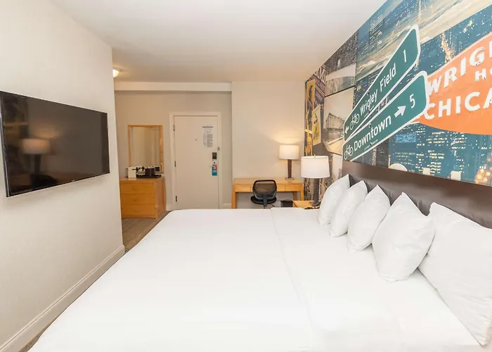 Hotel Versey Chicago Lincoln Park