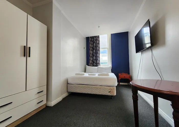 Albion Hotel