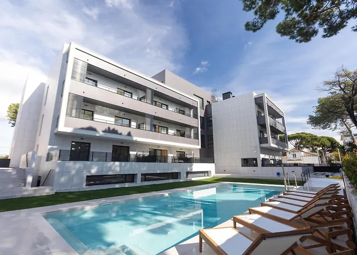 Fels Apartments