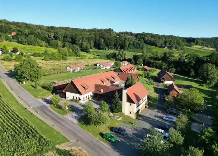 JUFA Hotel Tieschen