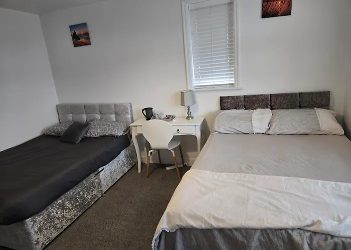 Elsham Gardens Rooms - Shared Facilities