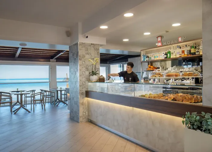 Hotel Tirreno