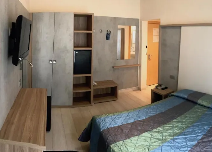 Hotel Ricchi 3 Stelle Superior