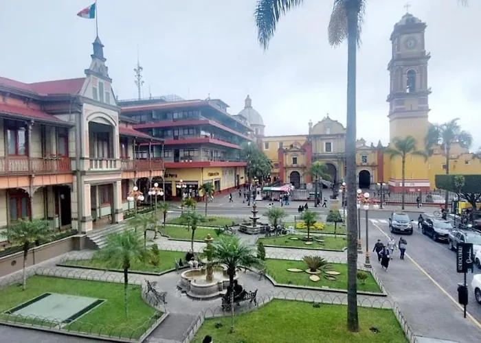 Plaza Palacio